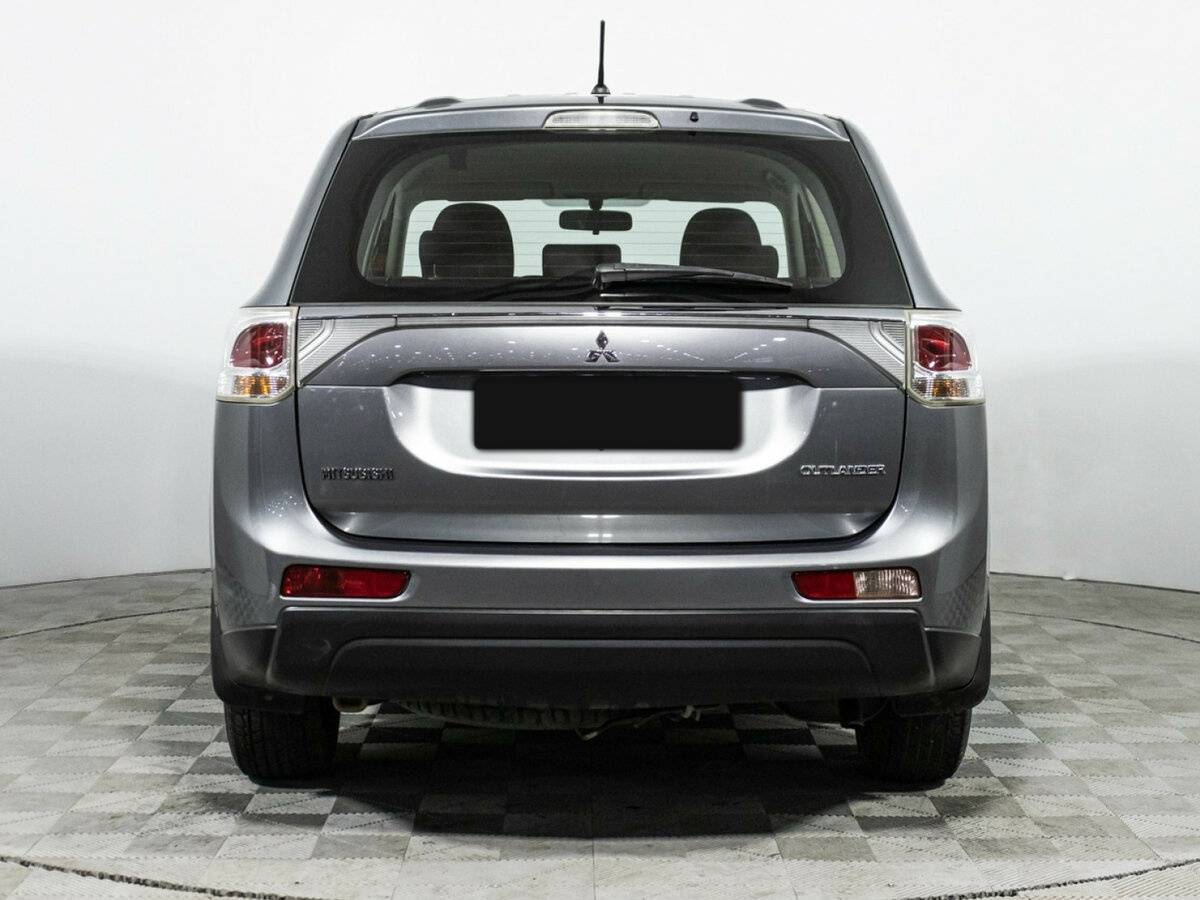 Mitsubishi Outlander 2013 года с пробегом. Фото: #5