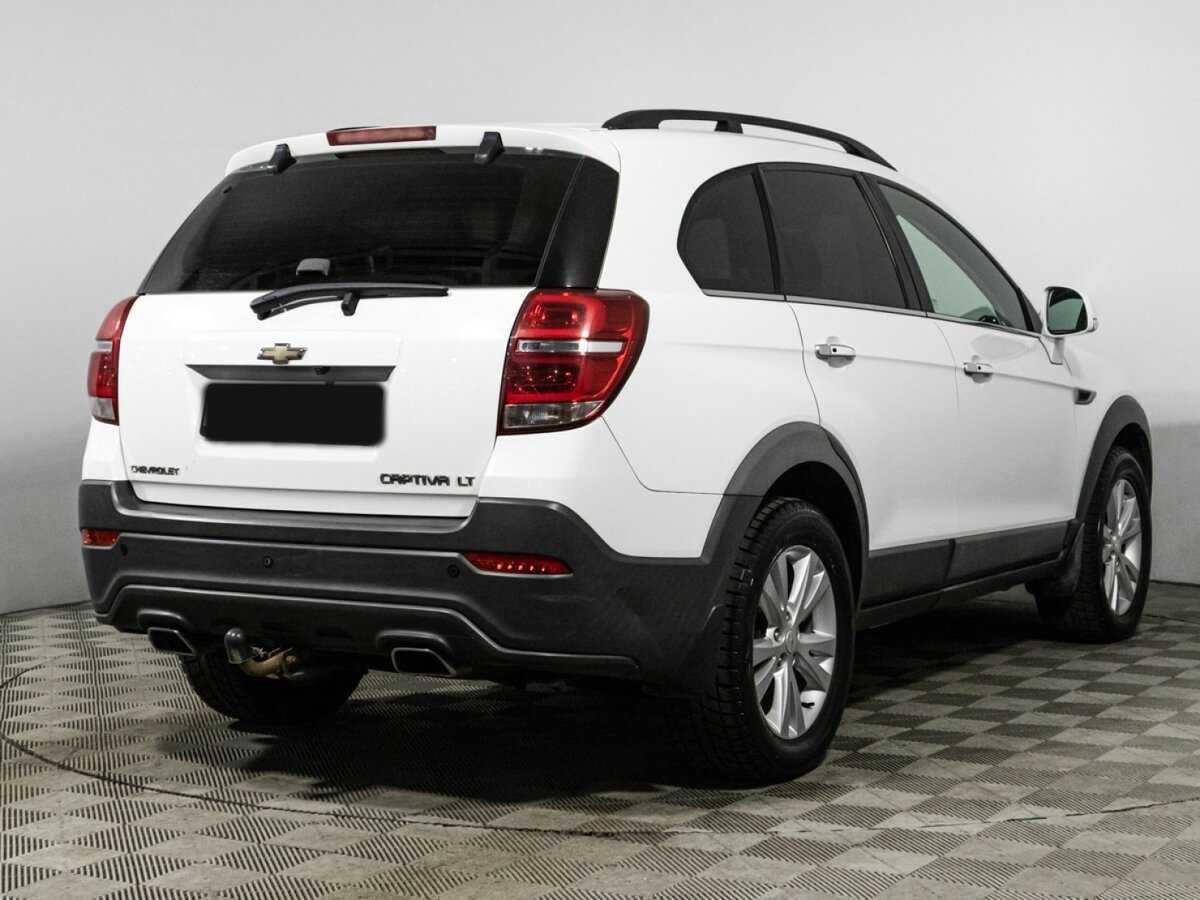 Chevrolet Captiva 2014 года с пробегом. Фото: #3