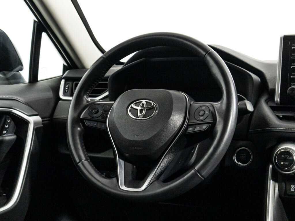 Toyota RAV4 2020 года с пробегом. Фото: #22