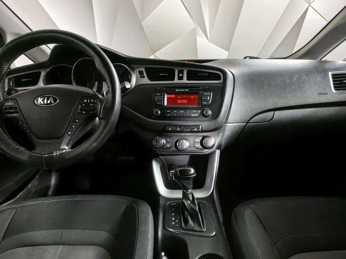 Kia Ceed 2013 года с пробегом. Фото: #10
