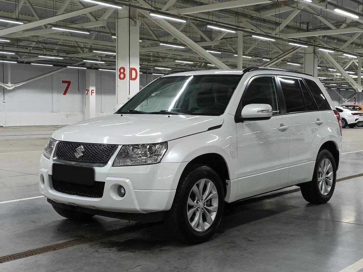 Suzuki Grand Vitara 2013 года с пробегом. Фото: #0