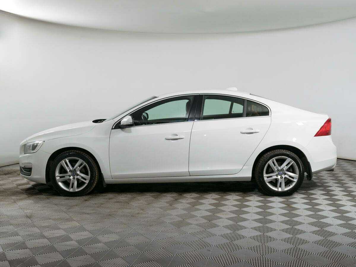 Volvo S60 2014 года с пробегом. Фото: #6