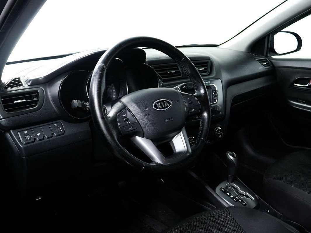 Kia Rio 2012 года с пробегом. Фото: #12