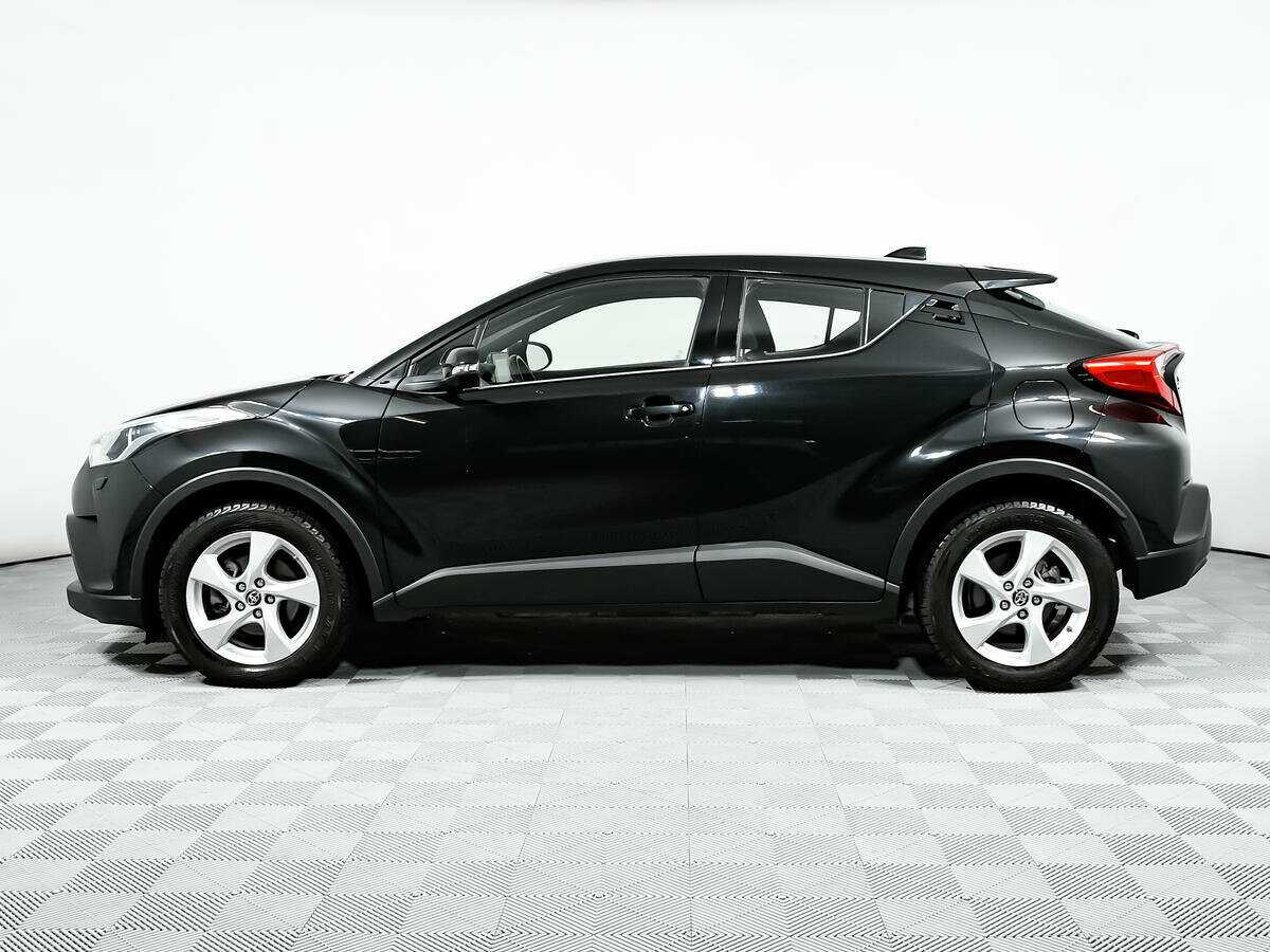 Toyota C-HR 2018 года с пробегом. Фото: #7