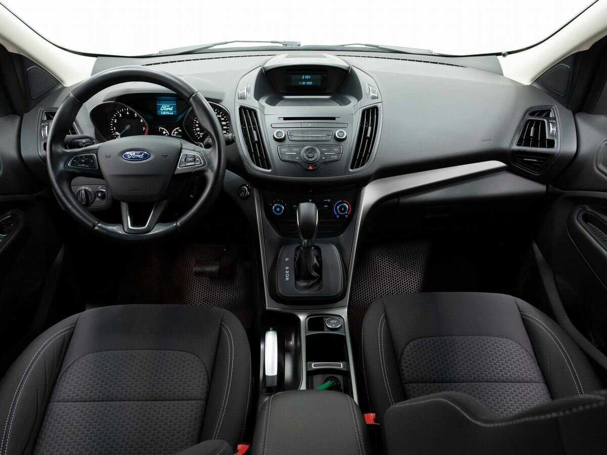 Ford Kuga 2017 года с пробегом. Фото: #14