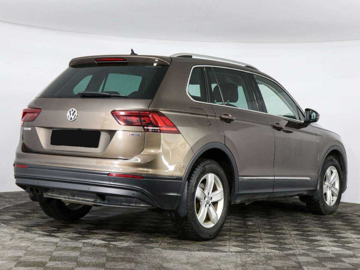 Volkswagen Tiguan 2018 года с пробегом. Фото: #2