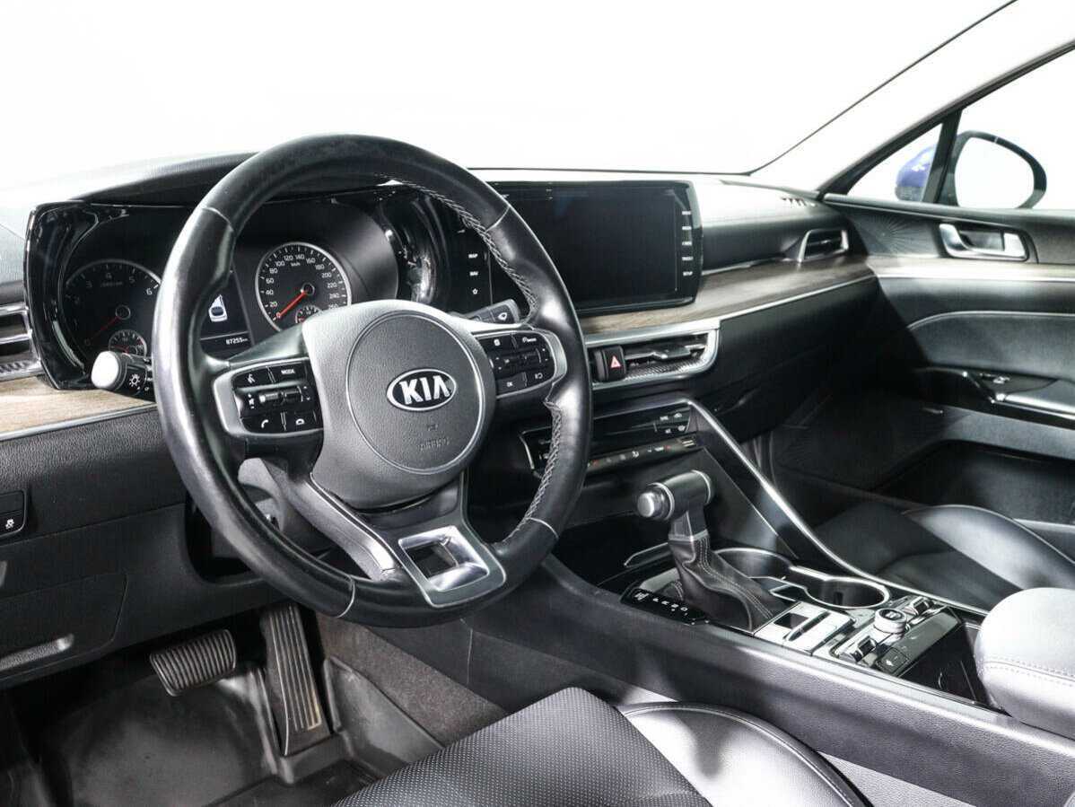 Kia K5 2020 года с пробегом. Фото: #11