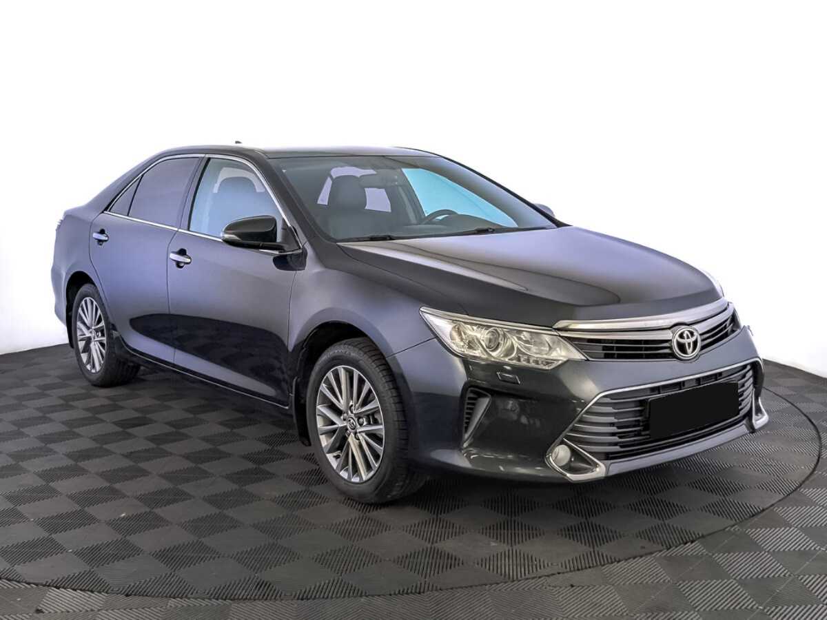 Toyota Camry 2016 года с пробегом. Фото: #2