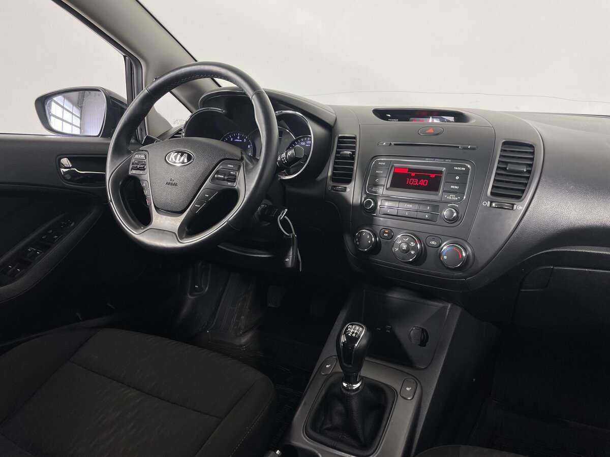 Kia Cerato 2015 года с пробегом. Фото: #9