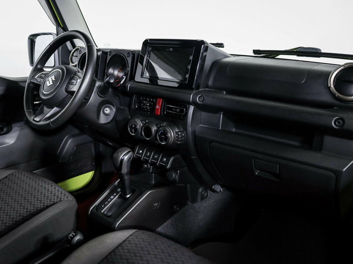 Suzuki Jimny 2020 года с пробегом. Фото: #5