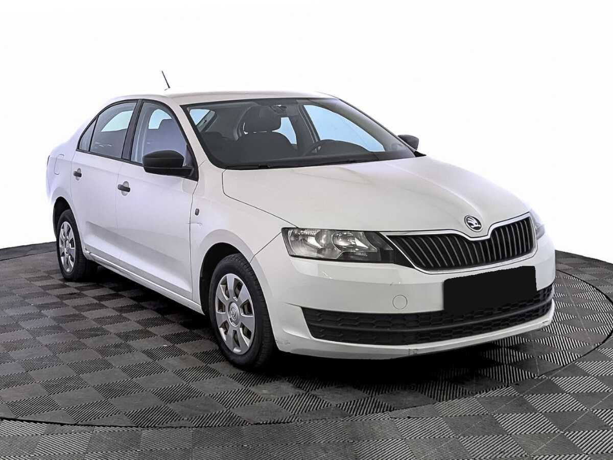 Skoda Rapid 2017 года с пробегом. Фото: #2