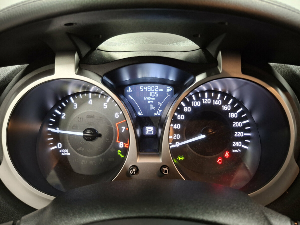 Nissan Juke 2018 года с пробегом. Фото: #12