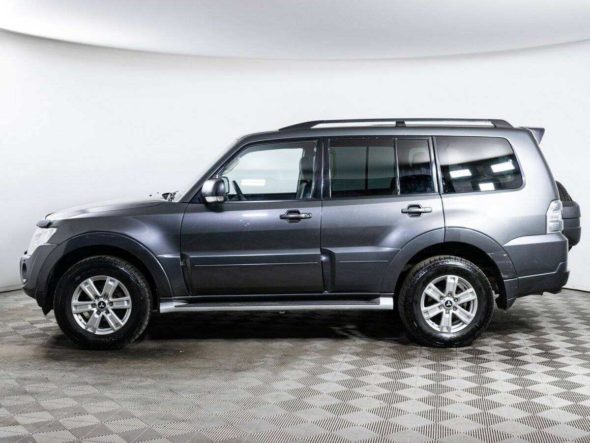 Mitsubishi Pajero 2013 года с пробегом. Фото: #7