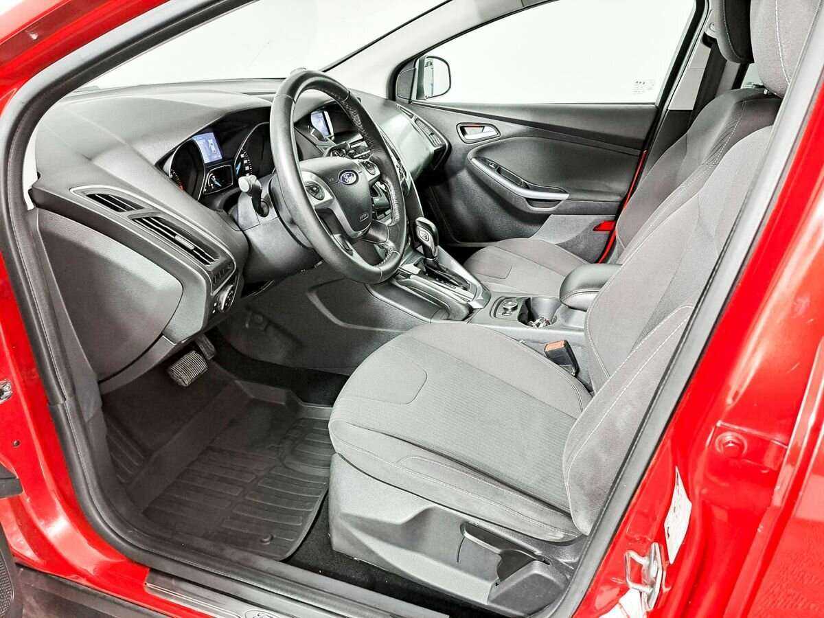 Ford Focus 2012 года с пробегом. Фото: #13