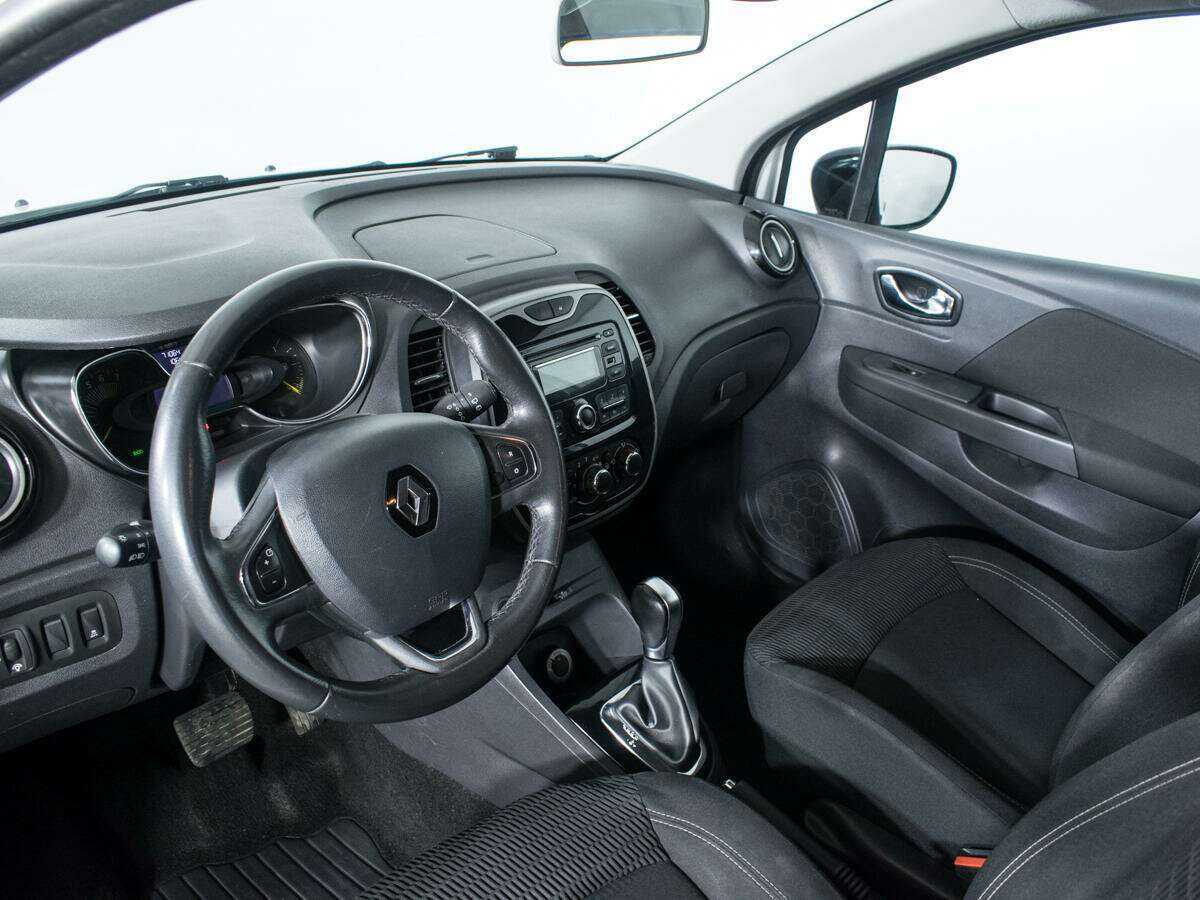 Renault Kaptur 2016 года с пробегом. Фото: #12
