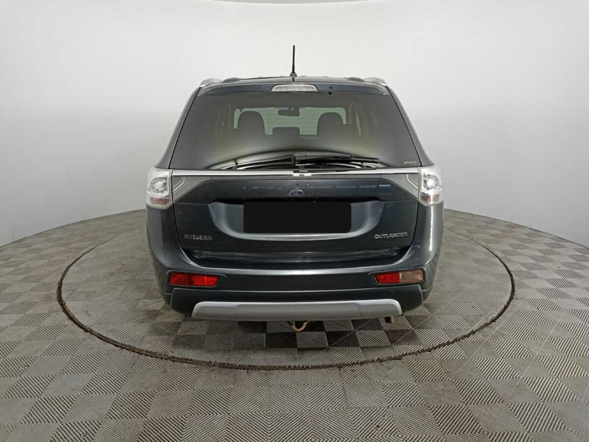 Mitsubishi Outlander 2014 года с пробегом. Фото: #5