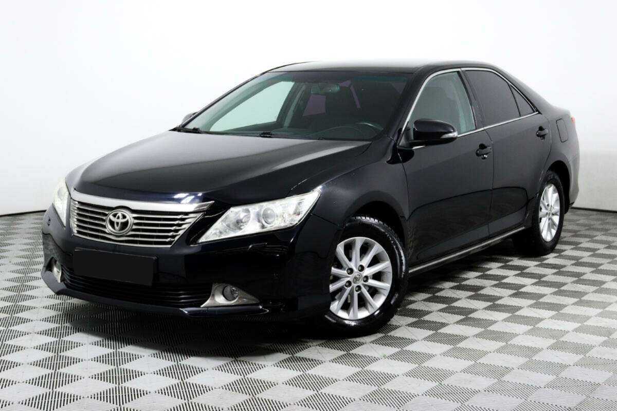 Toyota Camry 2012 года с пробегом. Фото: #0