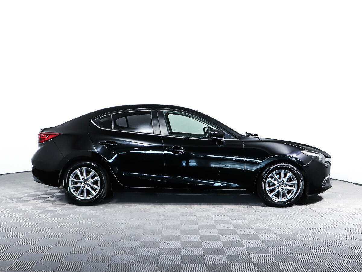 Mazda 3 2017 года с пробегом. Фото: #3