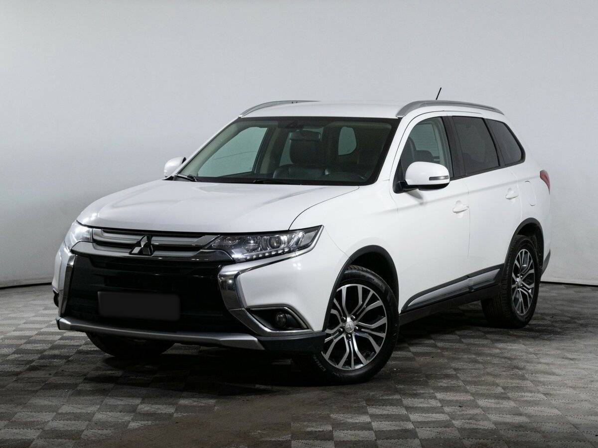 Mitsubishi Outlander 2016 года с пробегом. Фото: #0