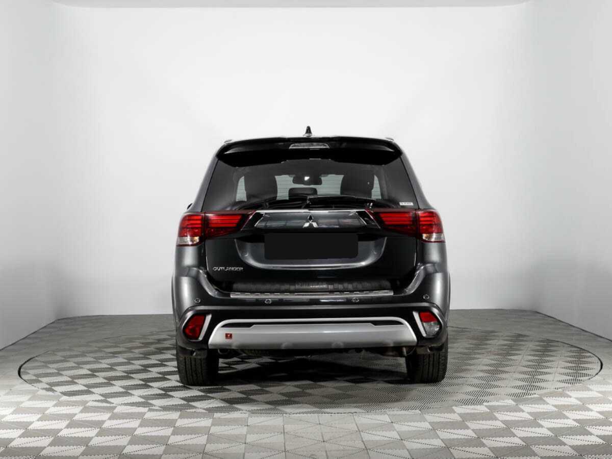 Mitsubishi Outlander 2022 года с пробегом. Фото: #5