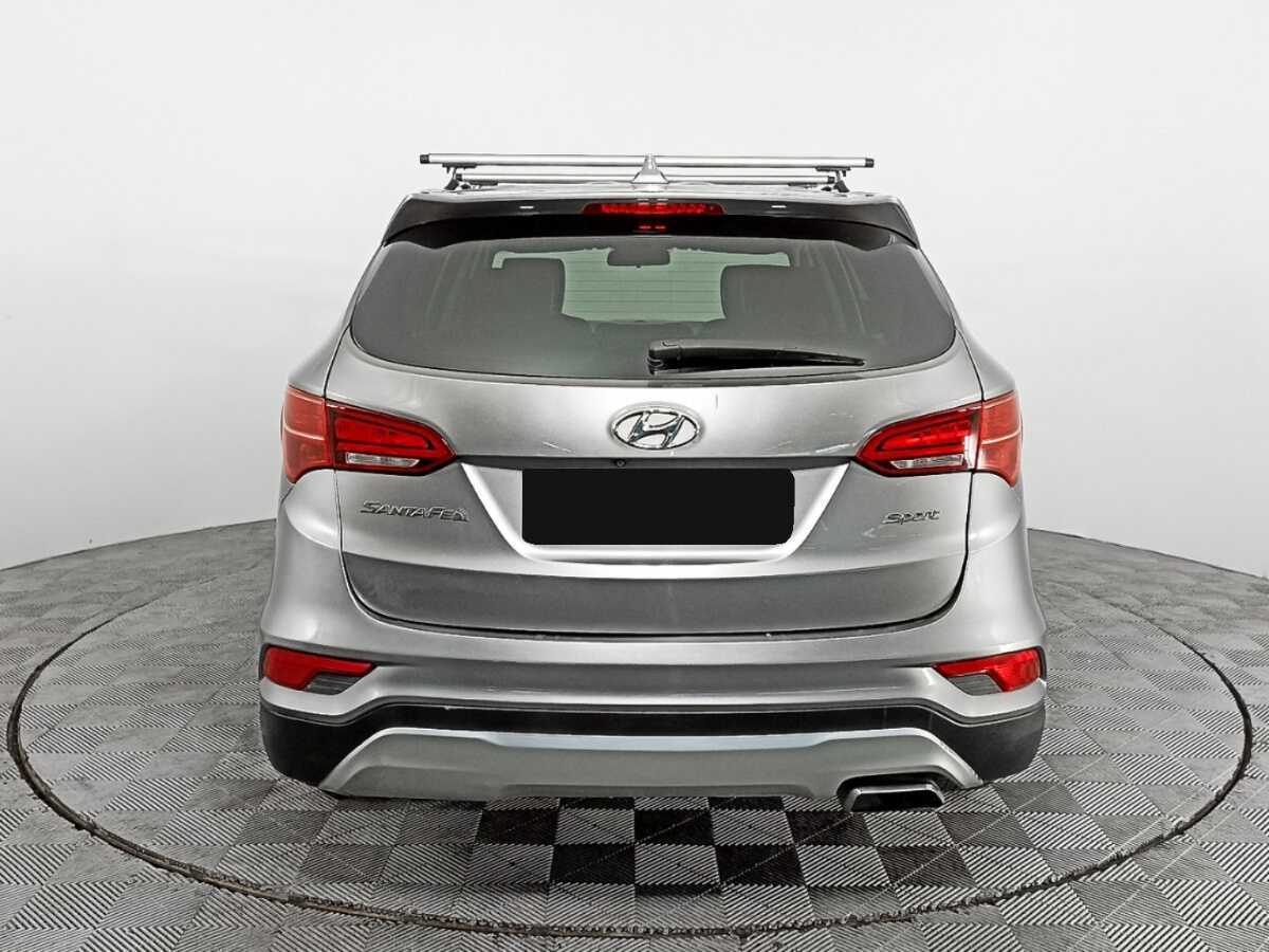 Hyundai Santa Fe 2017 года с пробегом. Фото: #4