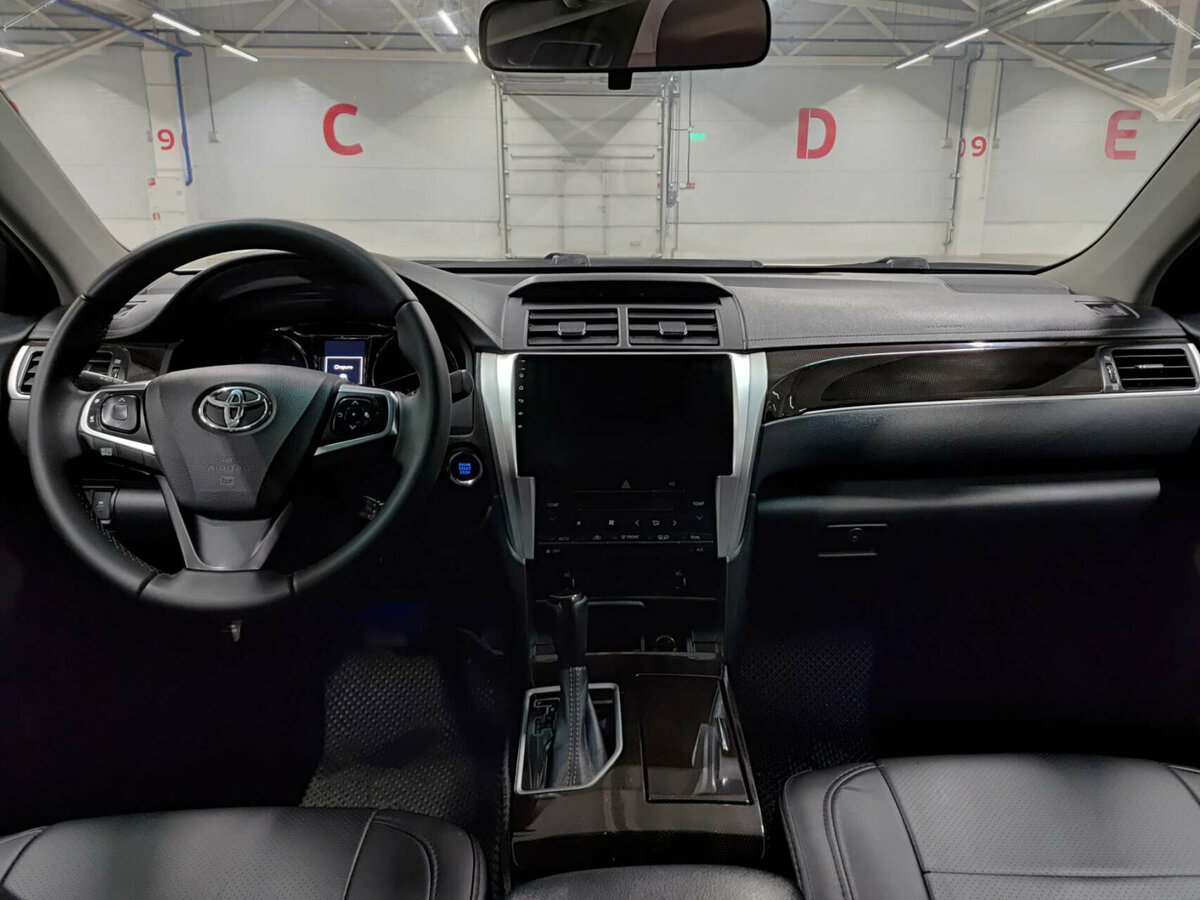 Toyota Camry 2017 года с пробегом. Фото: #13