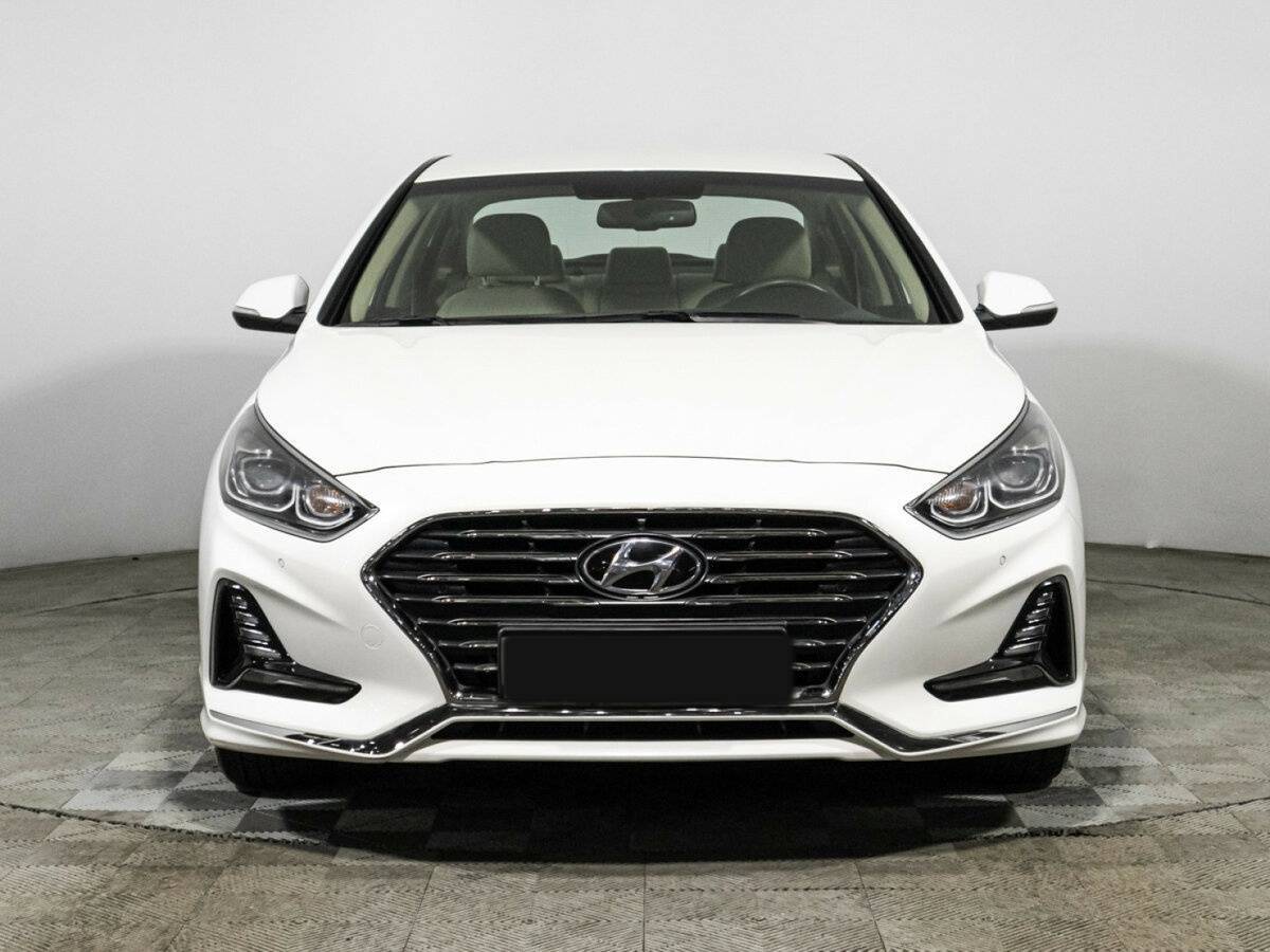 Hyundai Sonata 2017 года с пробегом. Фото: #1