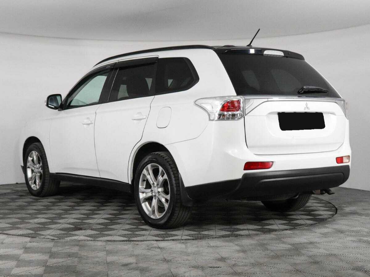 Mitsubishi Outlander 2013 года с пробегом. Фото: #6