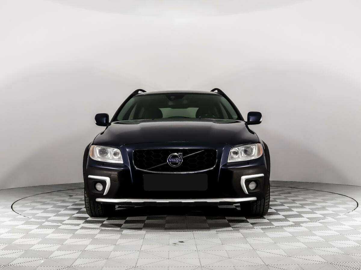 Volvo XC70 2013 года с пробегом. Фото: #1
