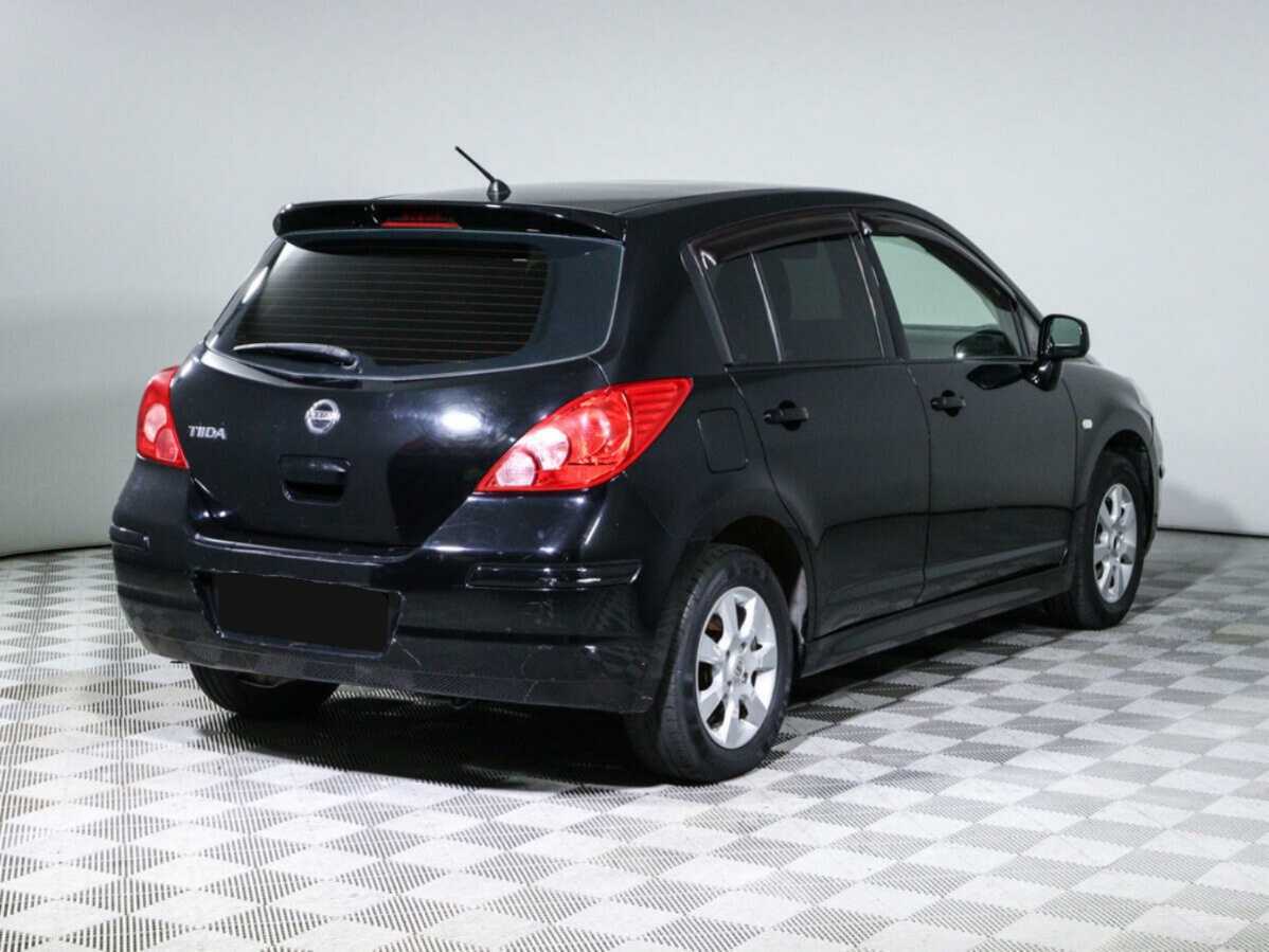 Nissan Tiida 2013 года с пробегом. Фото: #3