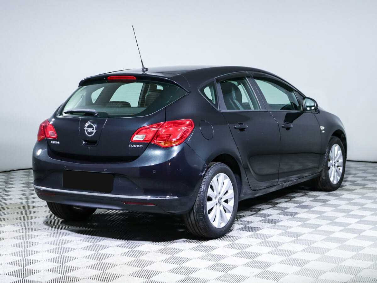 Opel Astra 2014 года с пробегом. Фото: #3