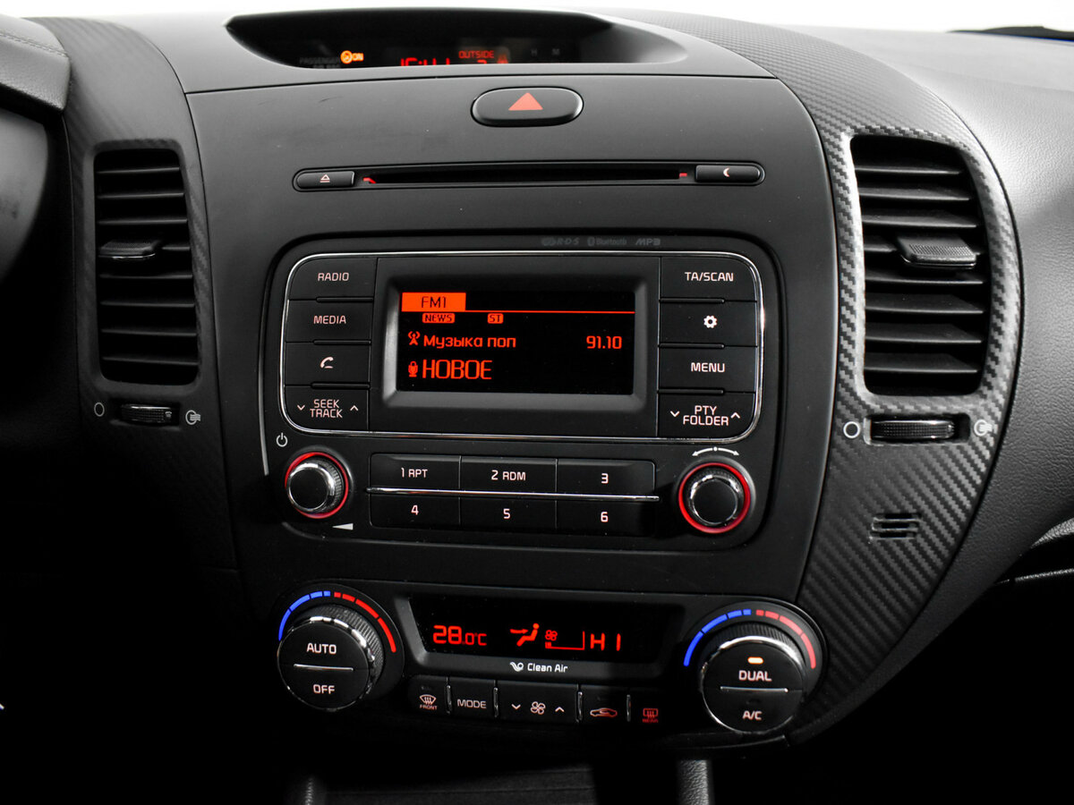 Kia Cerato 2015 года с пробегом. Фото: #12