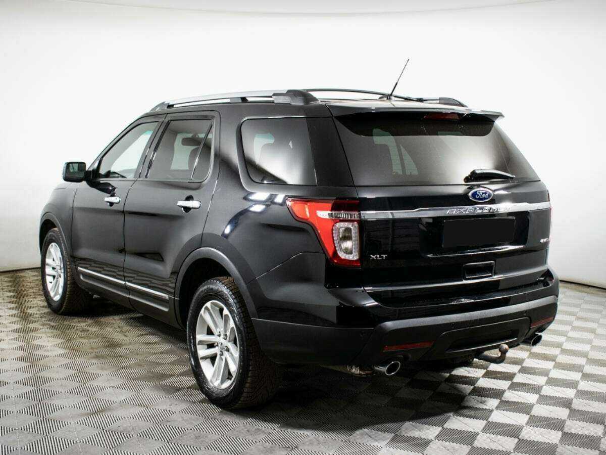 Ford Explorer 2014 года с пробегом. Фото: #4