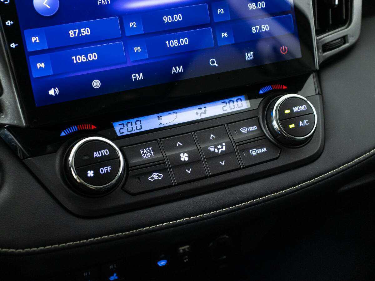 Toyota RAV4 2016 года с пробегом. Фото: #15