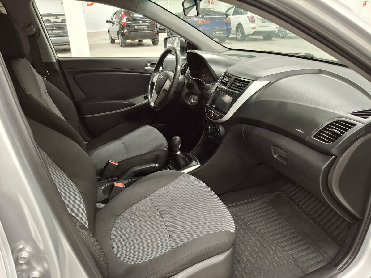Hyundai Solaris 2014 года с пробегом. Фото: #10