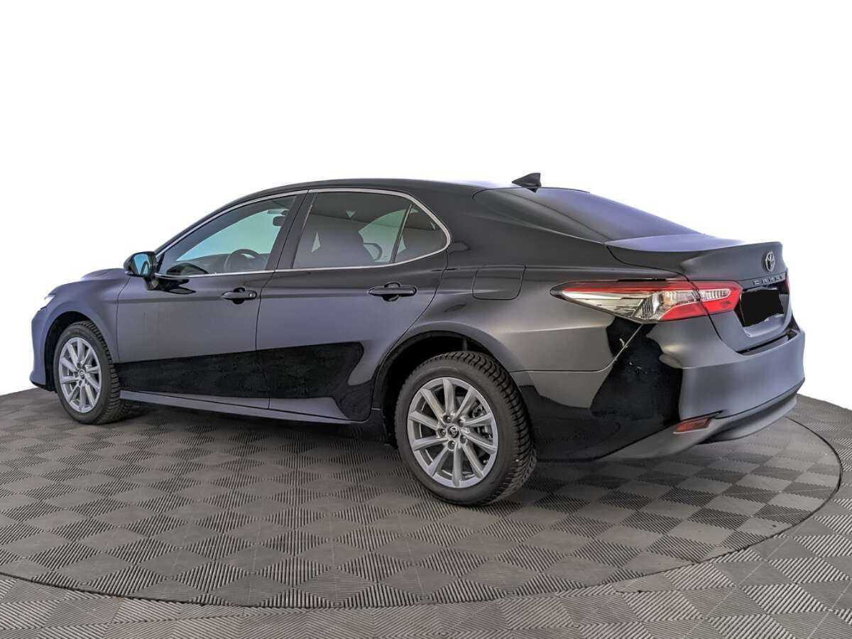 Toyota Camry 2021 года с пробегом. Фото: #6
