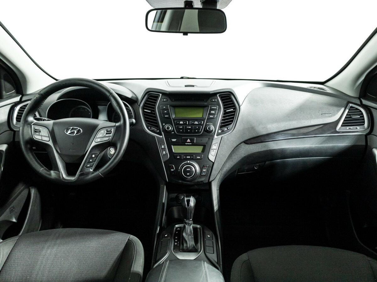 Hyundai Santa Fe 2012 года с пробегом. Фото: #12