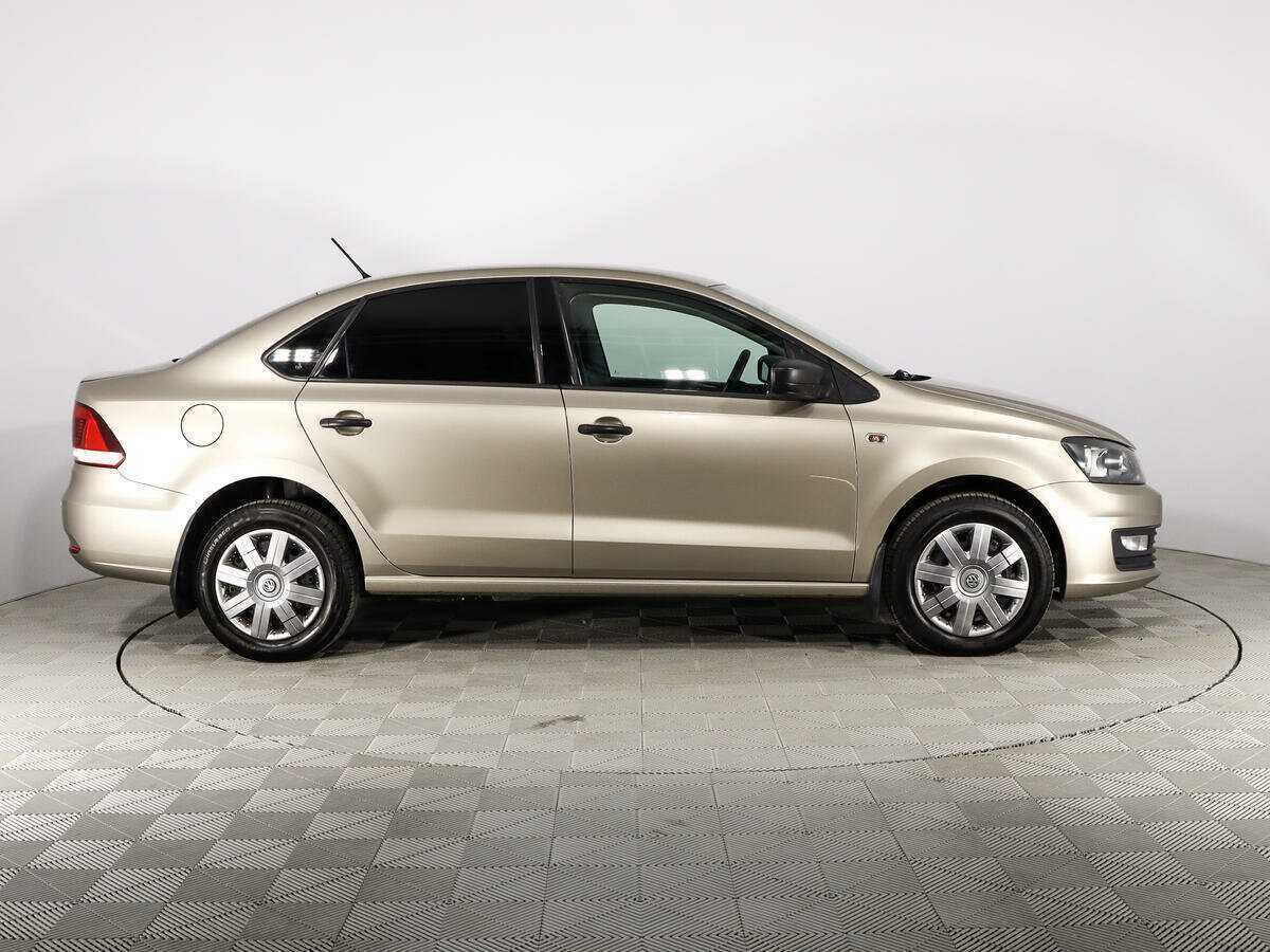 Volkswagen Polo 2016 года с пробегом. Фото: #4