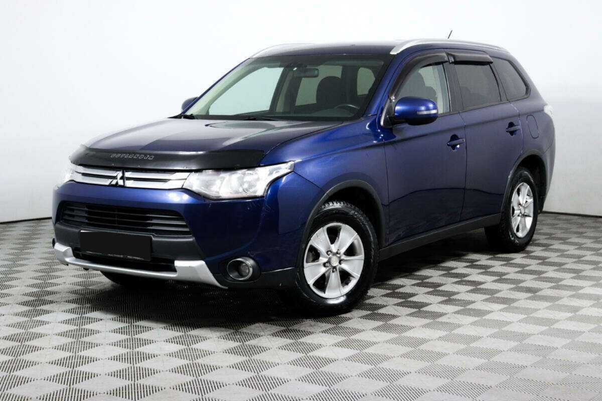 Mitsubishi Outlander 2014 года с пробегом. Фото: #0