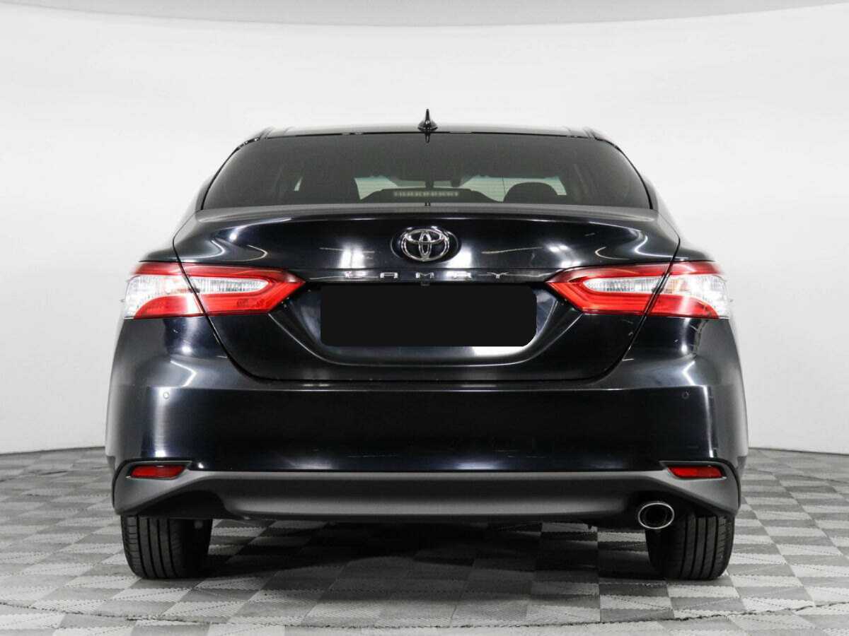 Toyota Camry 2019 года с пробегом. Фото: #5