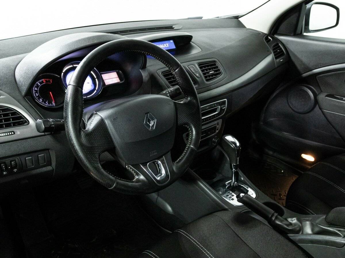 Renault Megane 2013 года с пробегом. Фото: #10