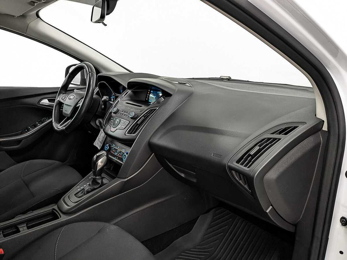 Ford Focus 2018 года с пробегом. Фото: #12