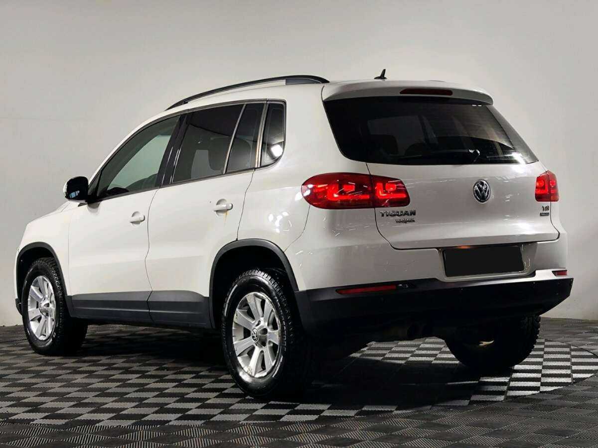 Volkswagen Tiguan 2013 года с пробегом. Фото: #3