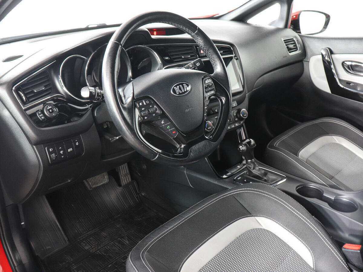 Kia Ceed 2017 года с пробегом. Фото: #8
