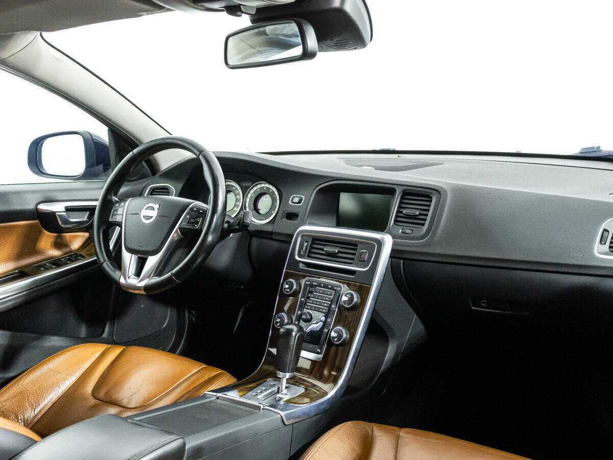 Volvo S60 2012 года с пробегом. Фото: #9