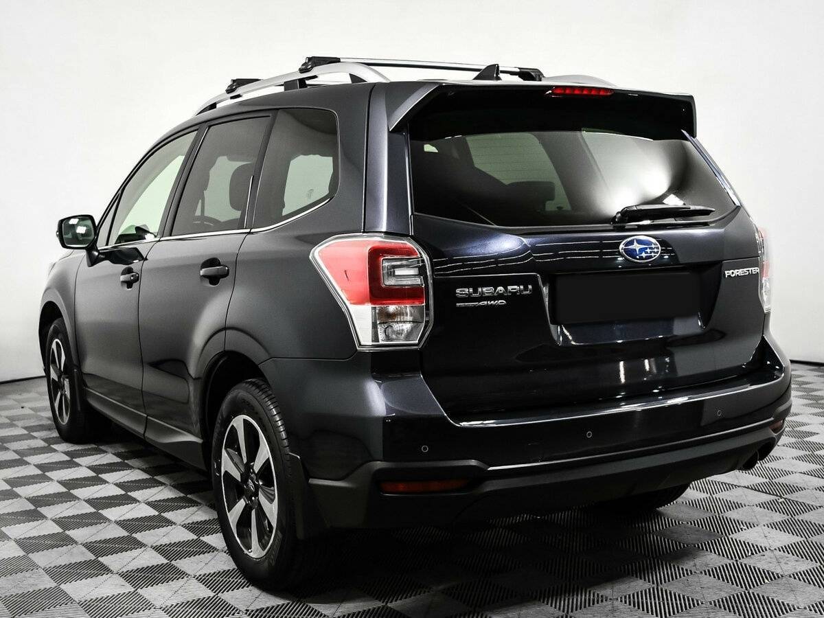 Subaru Forester 2017 года с пробегом. Фото: #6