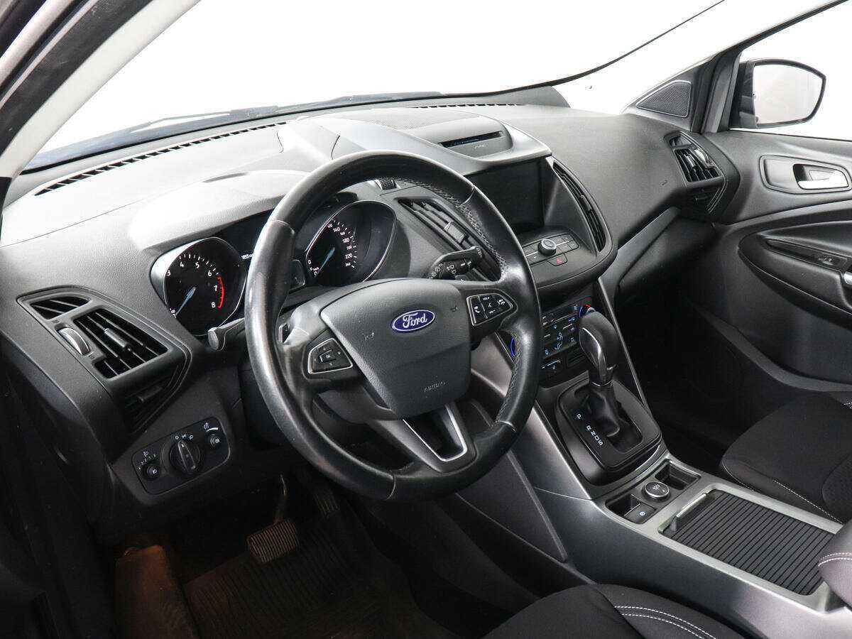 Ford Kuga 2018 года с пробегом. Фото: #8