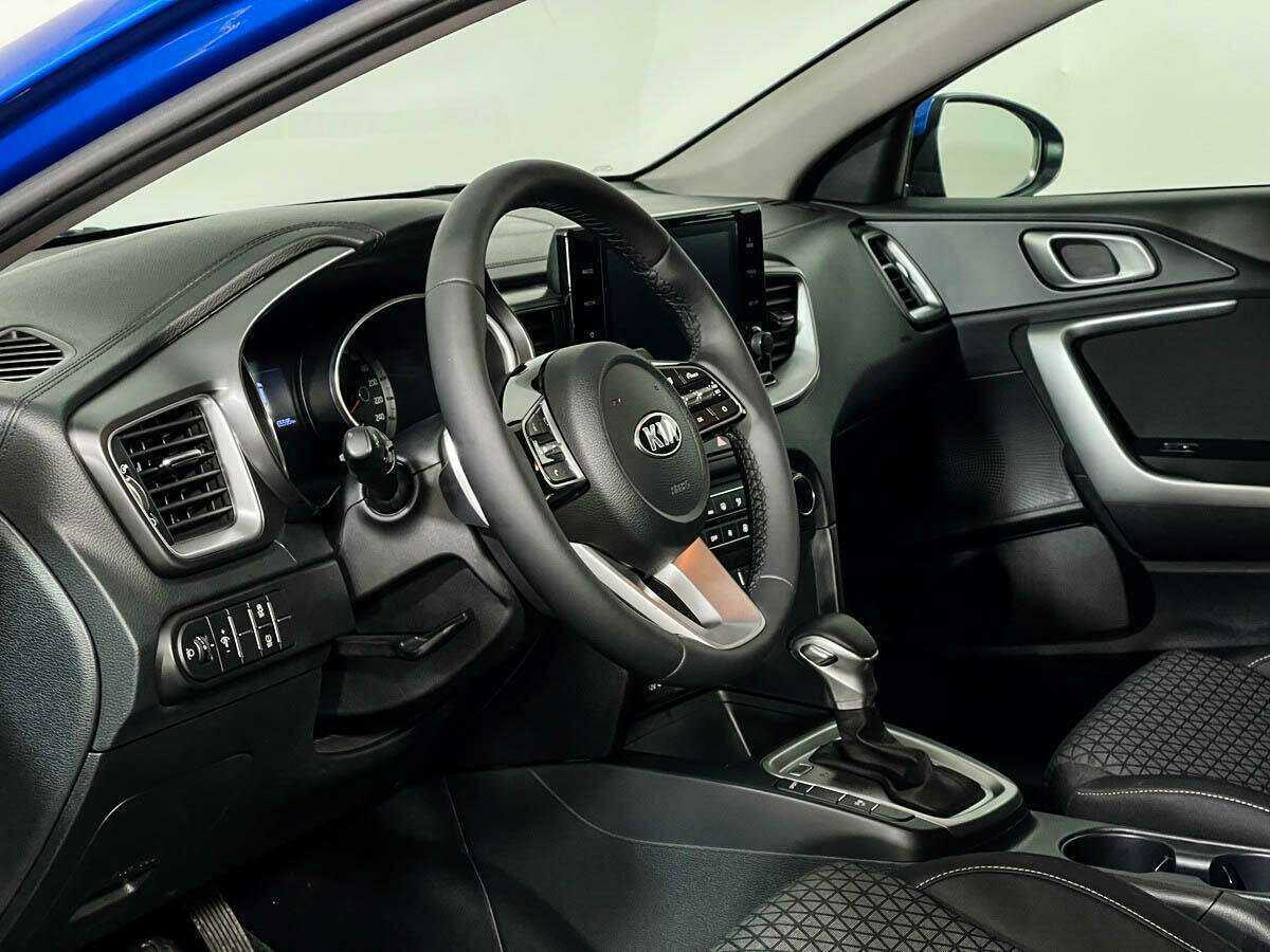 Kia Ceed 2020 года с пробегом. Фото: #12