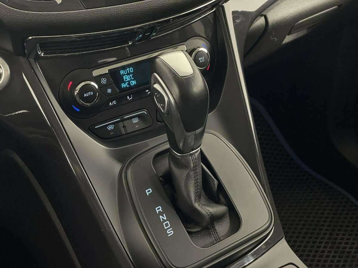 Ford Kuga 2015 года с пробегом. Фото: #11