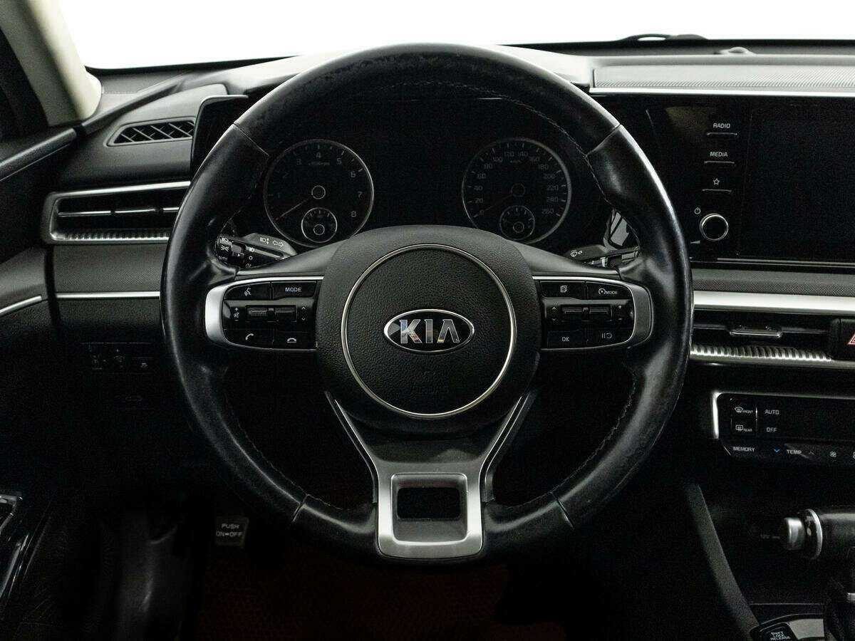 Kia K5 2020 года с пробегом. Фото: #14